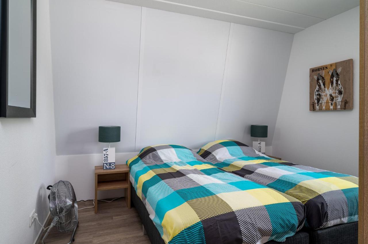 Recreatiepark Tusken De Marren Hotel Akkrum Екстериор снимка